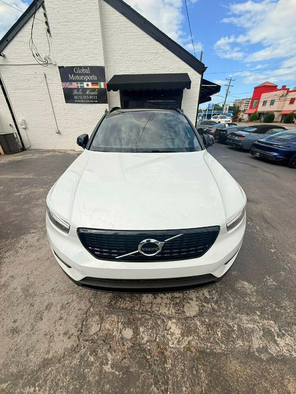 used 2021 Volvo XC40 car, priced at $30,881