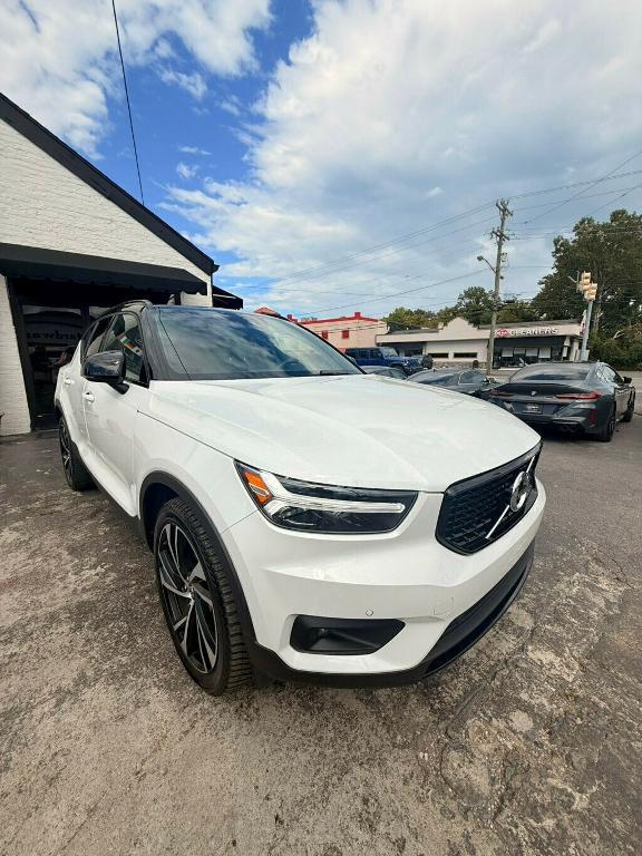 used 2021 Volvo XC40 car, priced at $30,881
