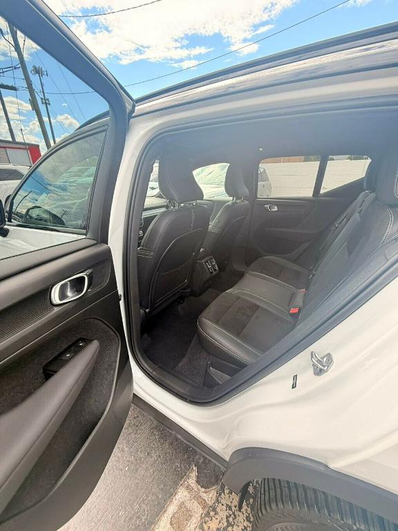 used 2021 Volvo XC40 car, priced at $30,881