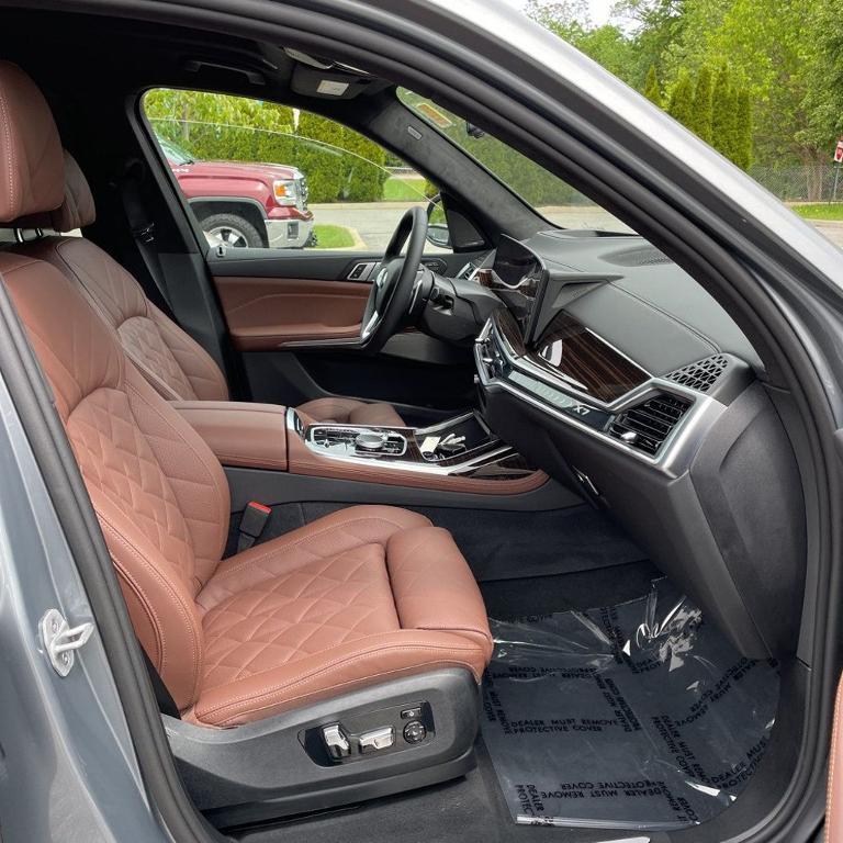 used 2025 BMW X7 car, priced at $86,881
