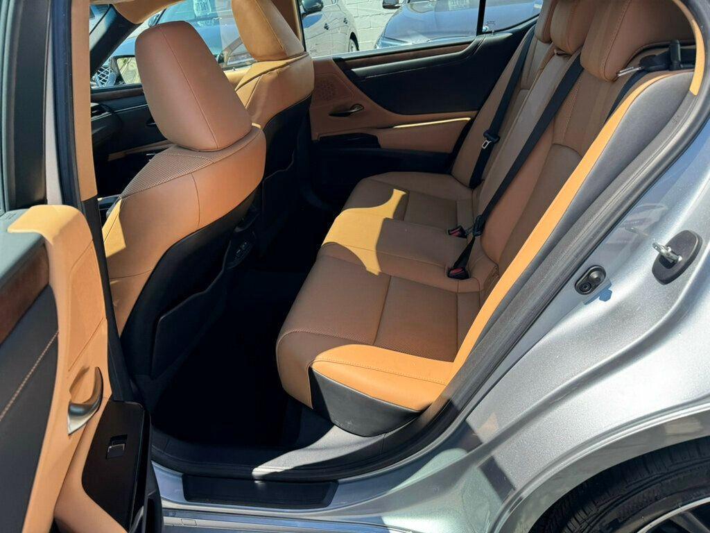 used 2022 Lexus ES 350 car, priced at $35,881