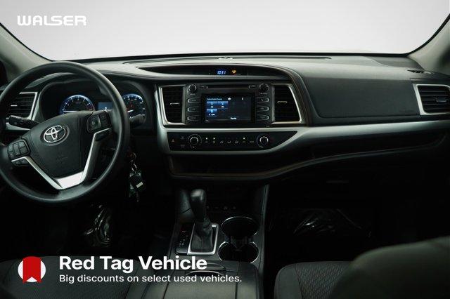used 2016 Toyota Highlander car, priced at $17,499