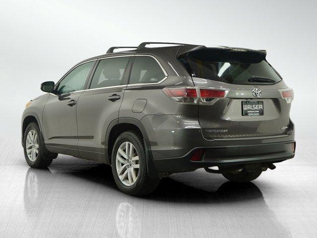 used 2016 Toyota Highlander car, priced at $17,998