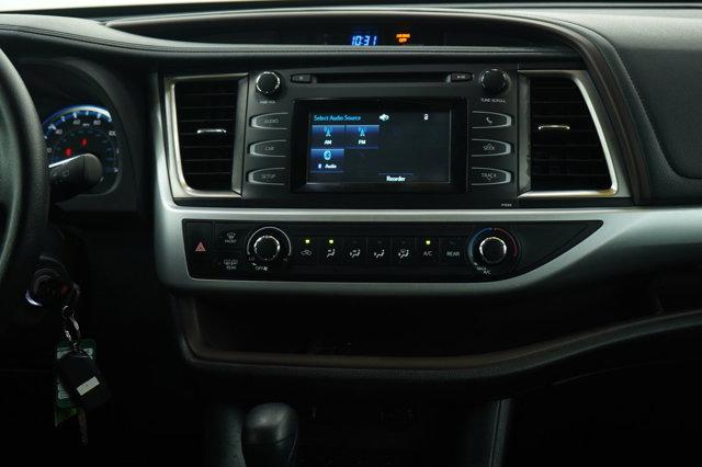 used 2016 Toyota Highlander car, priced at $17,998