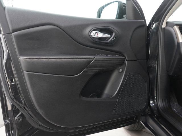 used 2016 Jeep Cherokee car, priced at $12,998