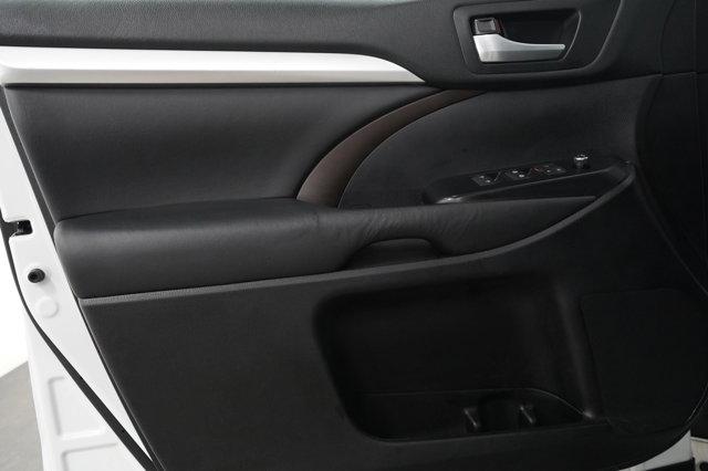 used 2018 Toyota Highlander car, priced at $25,998