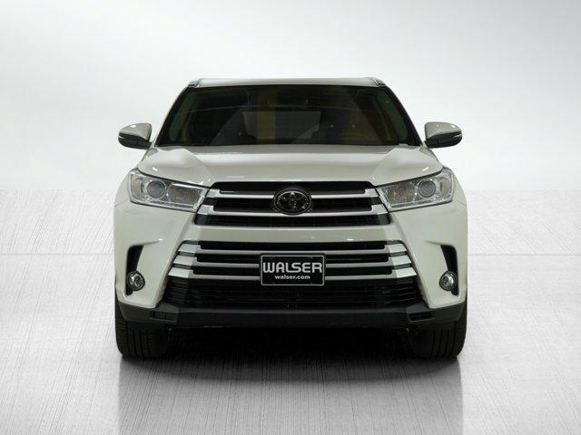 used 2018 Toyota Highlander car, priced at $25,998