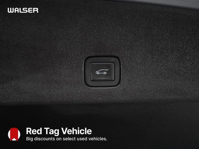 used 2025 Cadillac XT6 car, priced at $52,998