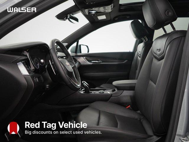 used 2025 Cadillac XT6 car, priced at $52,998