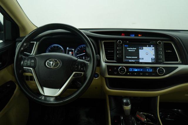 used 2018 Toyota Highlander car, priced at $27,998
