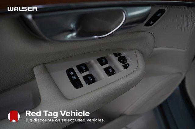 used 2022 Volvo XC90 Recharge Plug-In Hybrid car, priced at $39,998