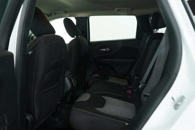 used 2016 Jeep Cherokee car, priced at $12,998