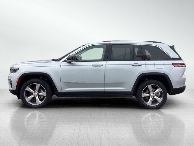 used 2022 Jeep Grand Cherokee car, priced at $28,998