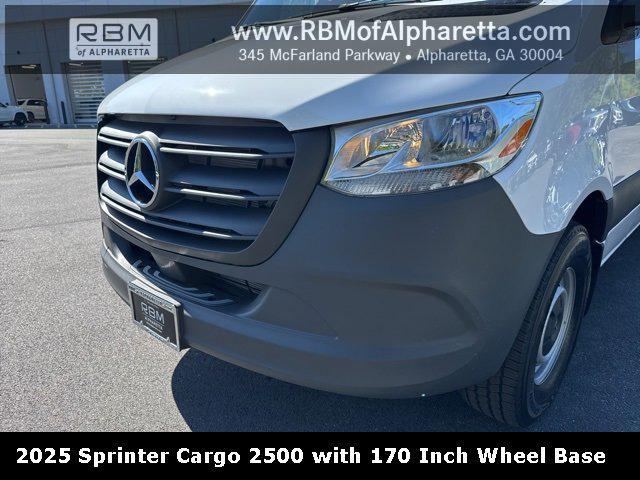 new 2025 Mercedes-Benz Sprinter 2500 car