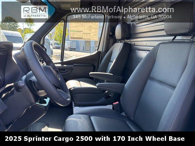 new 2025 Mercedes-Benz Sprinter 2500 car