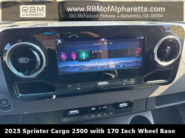 new 2025 Mercedes-Benz Sprinter 2500 car