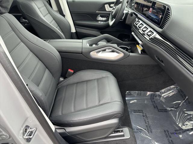 new 2025 Mercedes-Benz GLS 450 car, priced at $101,955
