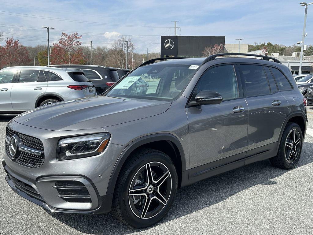 new 2025 Mercedes-Benz GLB 250 car, priced at $54,975