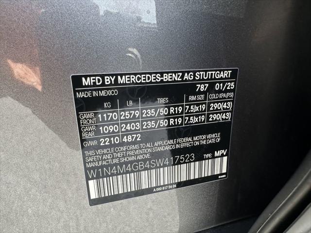new 2025 Mercedes-Benz GLB 250 car, priced at $54,975