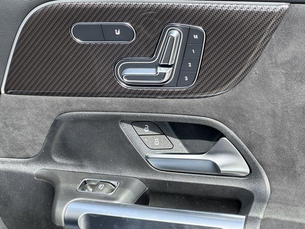 new 2025 Mercedes-Benz GLB 250 car, priced at $54,975