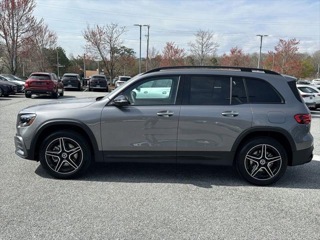 new 2025 Mercedes-Benz GLB 250 car, priced at $54,975