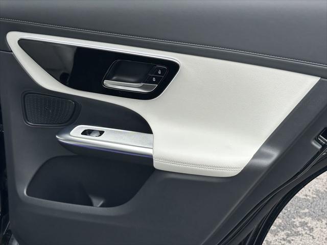 new 2025 Mercedes-Benz GLC 300 car, priced at $67,630