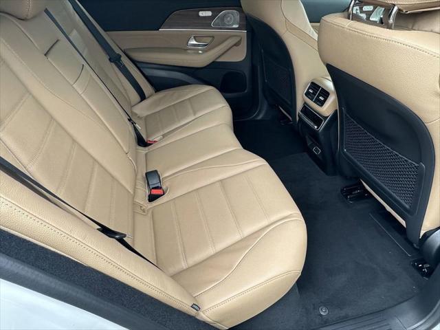 new 2025 Mercedes-Benz GLE 580 car, priced at $108,345