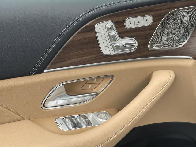new 2025 Mercedes-Benz GLE 580 car, priced at $108,345