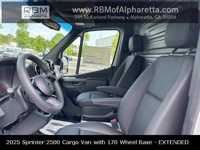new 2025 Mercedes-Benz Sprinter 2500 car