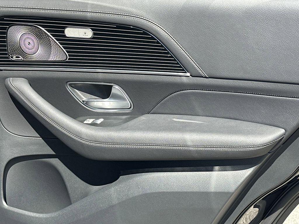 new 2025 Mercedes-Benz GLE 350 car, priced at $69,165