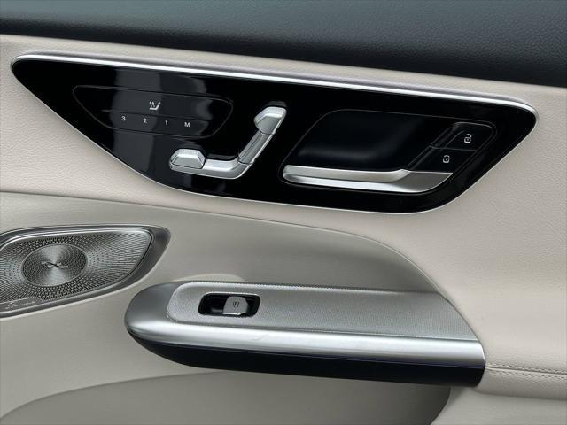 new 2025 Mercedes-Benz GLC 300 car, priced at $56,385