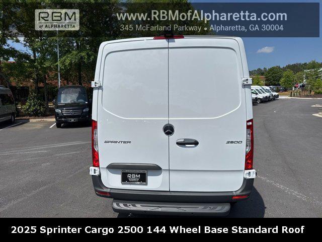 new 2025 Mercedes-Benz Sprinter 2500 car