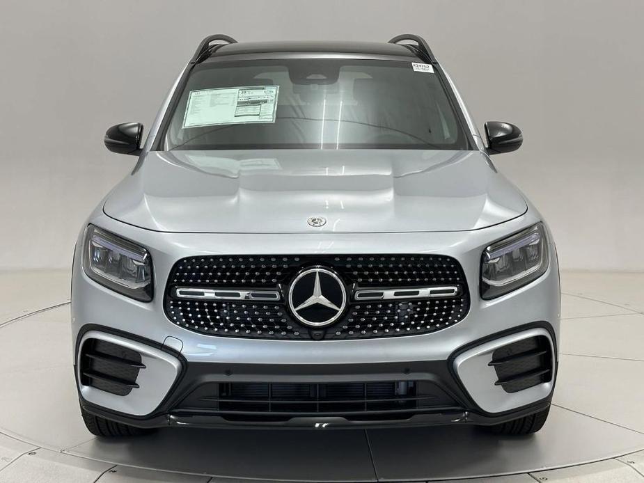 new 2024 Mercedes-Benz GLB 250 car, priced at $54,685