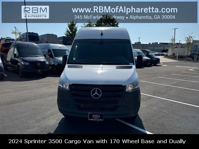 new 2024 Mercedes-Benz Sprinter 3500 car