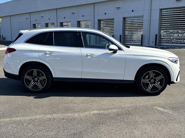 new 2025 Mercedes-Benz GLC 300 car, priced at $64,175