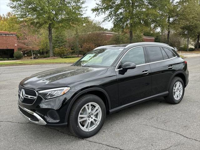 new 2025 Mercedes-Benz GLC 300 car, priced at $54,700