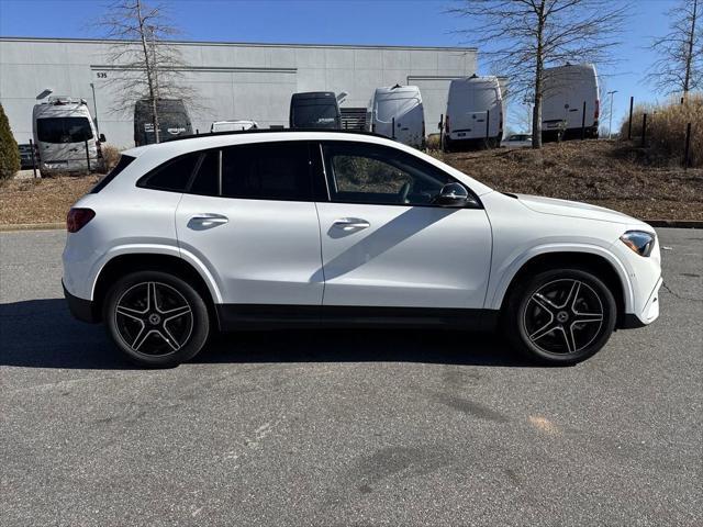 new 2025 Mercedes-Benz GLA 250 car, priced at $53,295