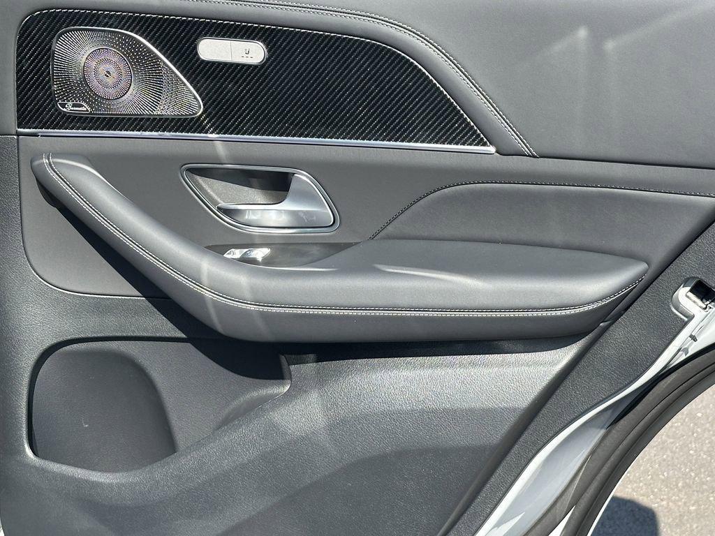 new 2025 Mercedes-Benz AMG GLE 63 car, priced at $143,940