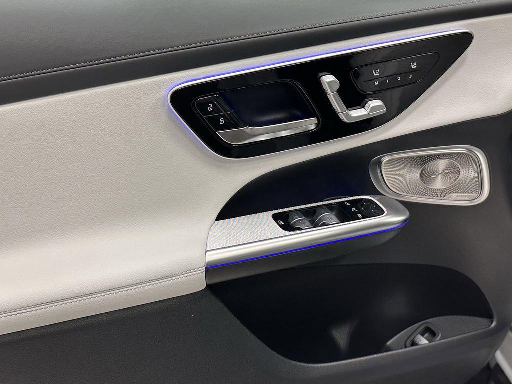 new 2026 Mercedes-Benz GLC 300 car, priced at $66,390