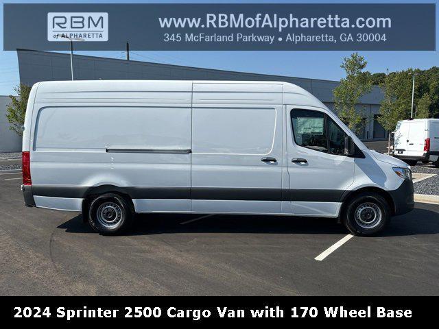 new 2024 Mercedes-Benz Sprinter 2500 car