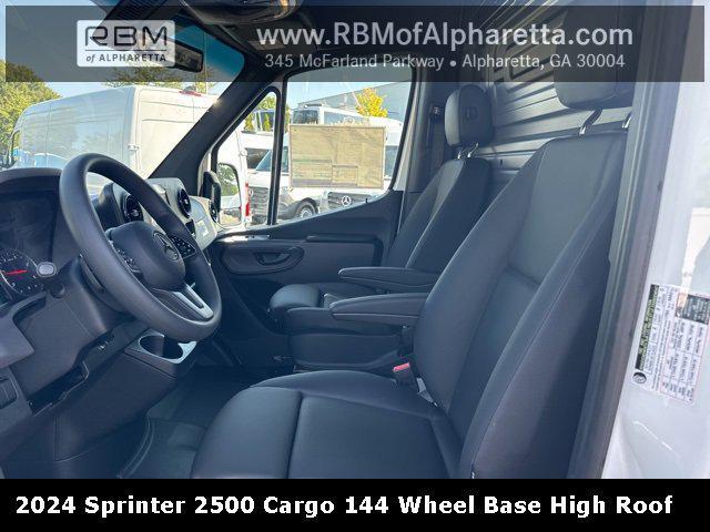 new 2024 Mercedes-Benz Sprinter 2500 car