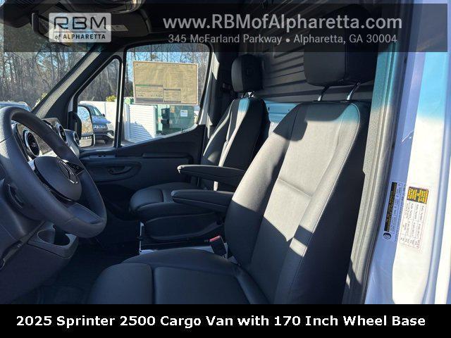 new 2025 Mercedes-Benz Sprinter 2500 car