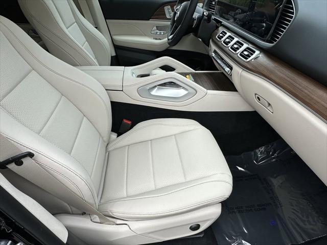 new 2025 Mercedes-Benz GLE 450e car, priced at $78,680