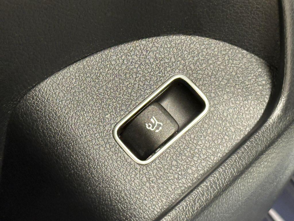 used 2025 Mercedes-Benz GLE 350 car, priced at $64,999