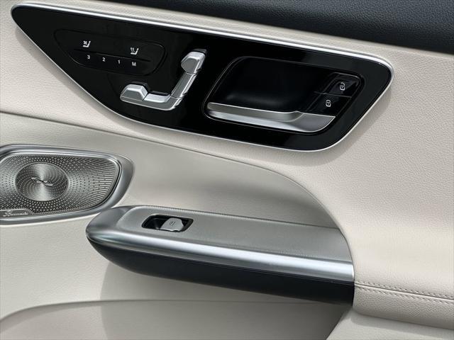 new 2025 Mercedes-Benz GLC 350e car, priced at $66,325