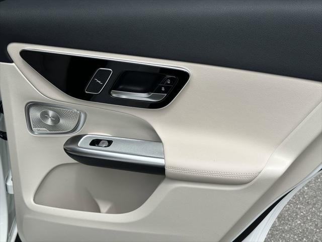 new 2025 Mercedes-Benz GLC 350e car, priced at $66,325