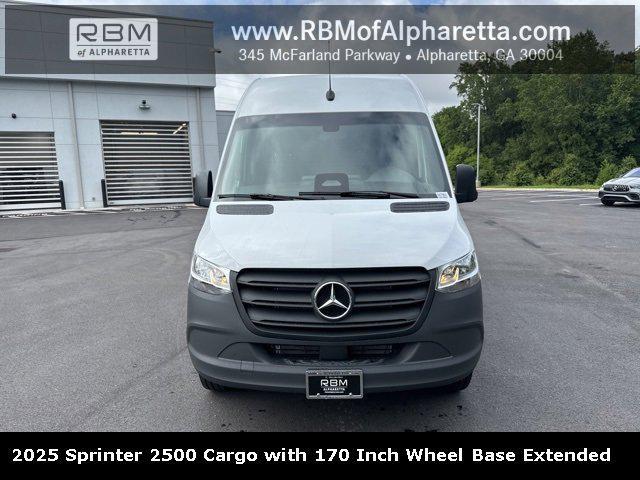 new 2025 Mercedes-Benz Sprinter 2500 car