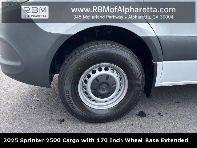 new 2025 Mercedes-Benz Sprinter 2500 car