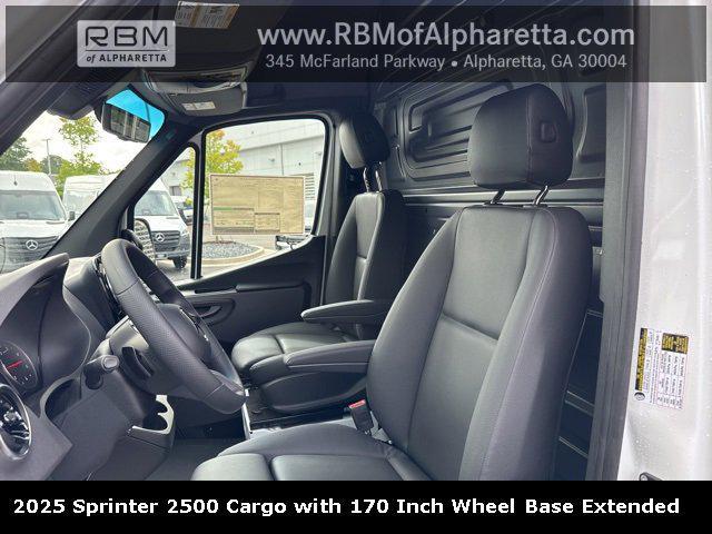 new 2025 Mercedes-Benz Sprinter 2500 car