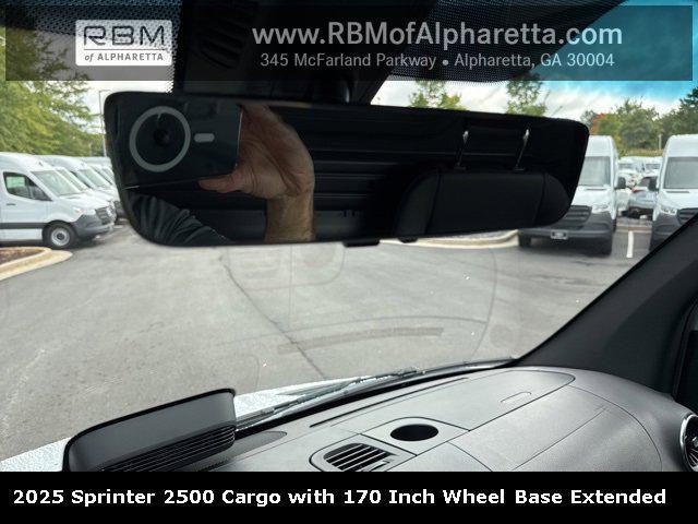 new 2025 Mercedes-Benz Sprinter 2500 car